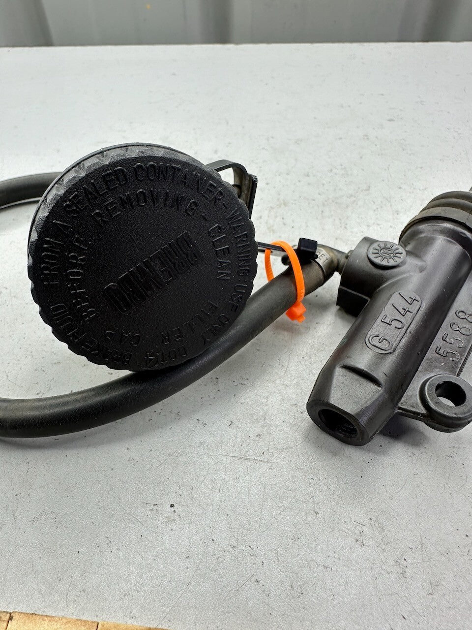 BMW R1200GS ADV '05-13' R1200GS '02-12' Rear Brake Master Cylinder & Reservoir