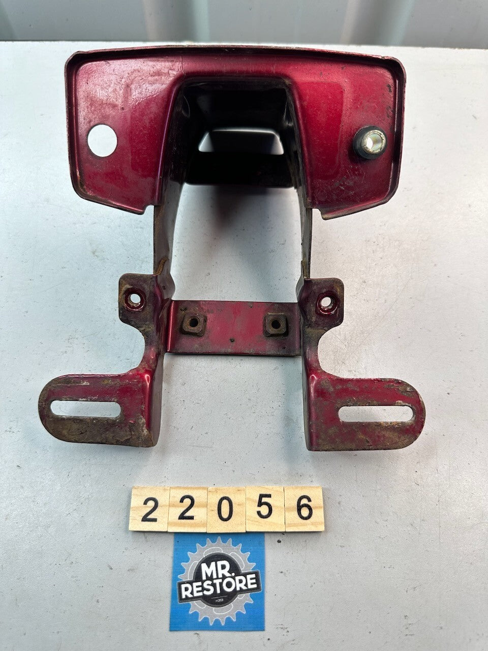 Kawasaki GT550 Z550 1983-84 Taillight Bracket 23036-1047-H3