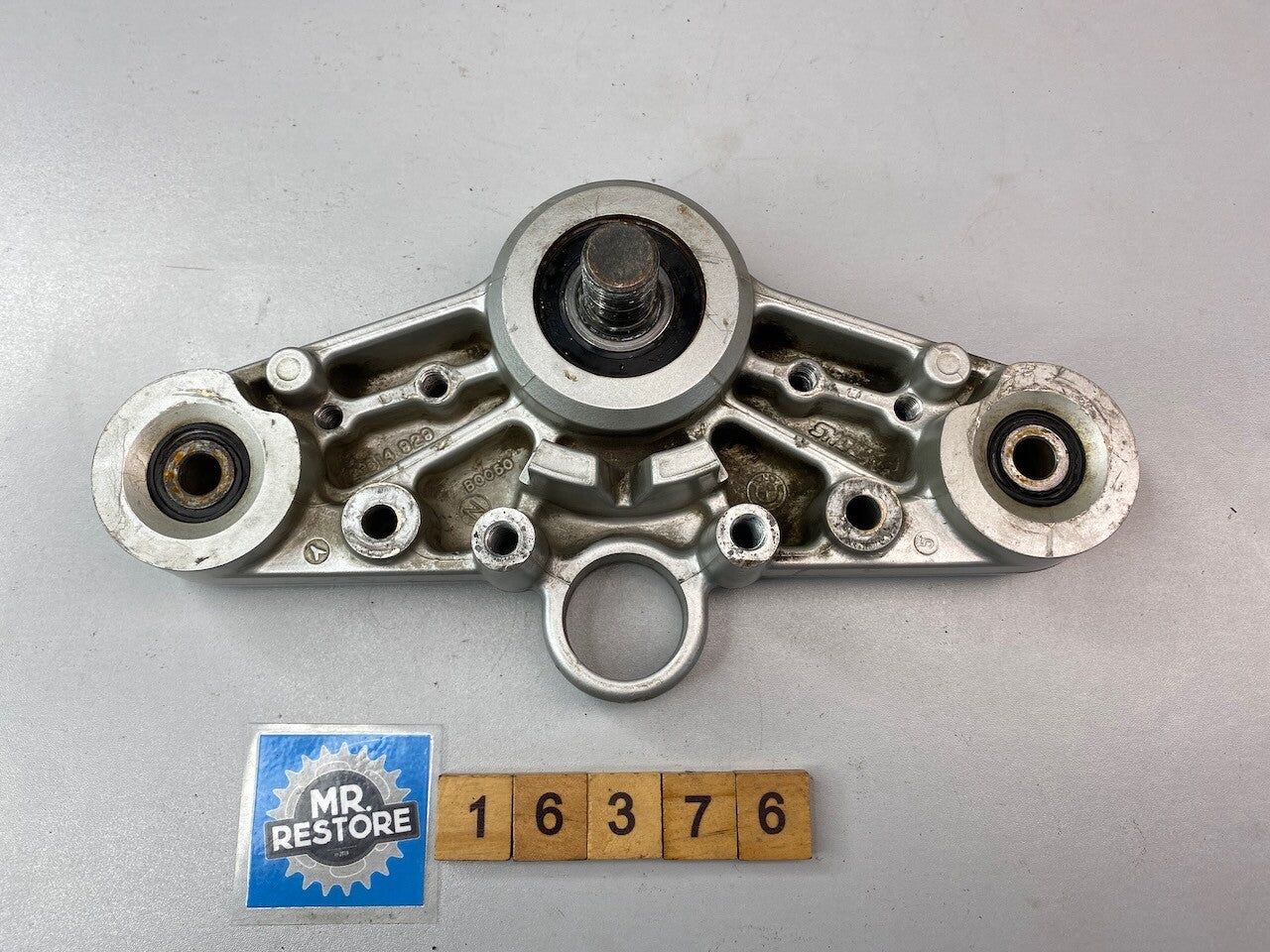 BMW R1100 R850 259 Upper Fork Cross Brace 31 42 2 314 934