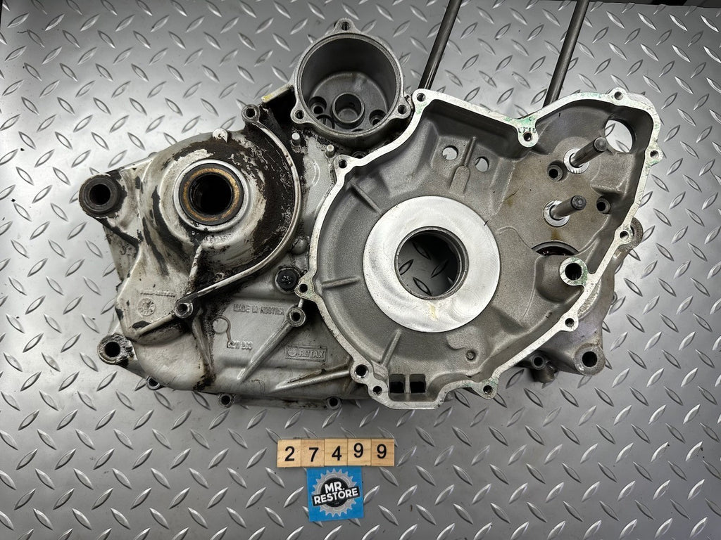 BMW F650GS '1999-07' Pair of Crank Cases