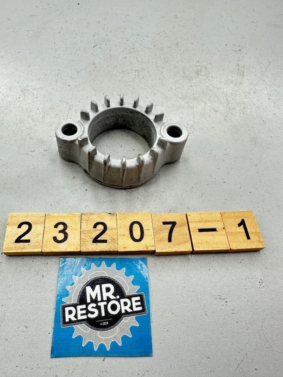 Suzuki GSXR750 GSX550 GSX500 OEM Exhaust Ring Nut Flange Joint Clamp 14182-31302