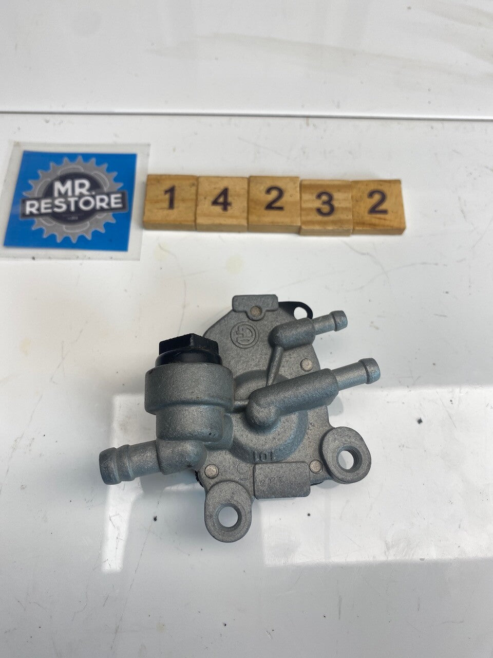 Yamaha Jog50 3KJ  SH50 CY90 YG50 YJ50 - Fuel Cock Tap Assy. - 3KJ-24500-01