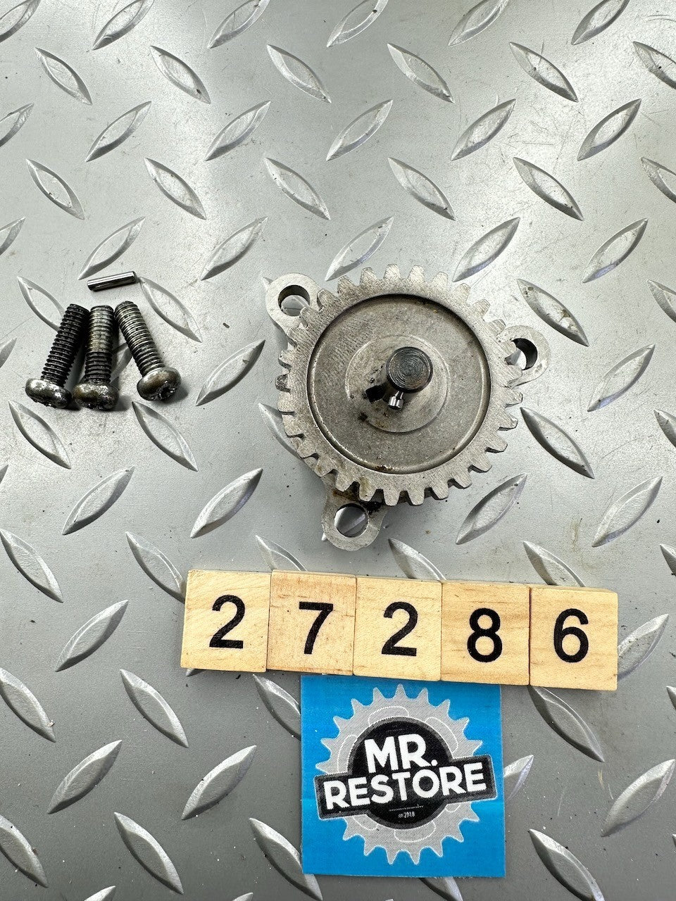 Suzuki SP370 '78-79' SP400 DR400 Oil Pump 16400-32400