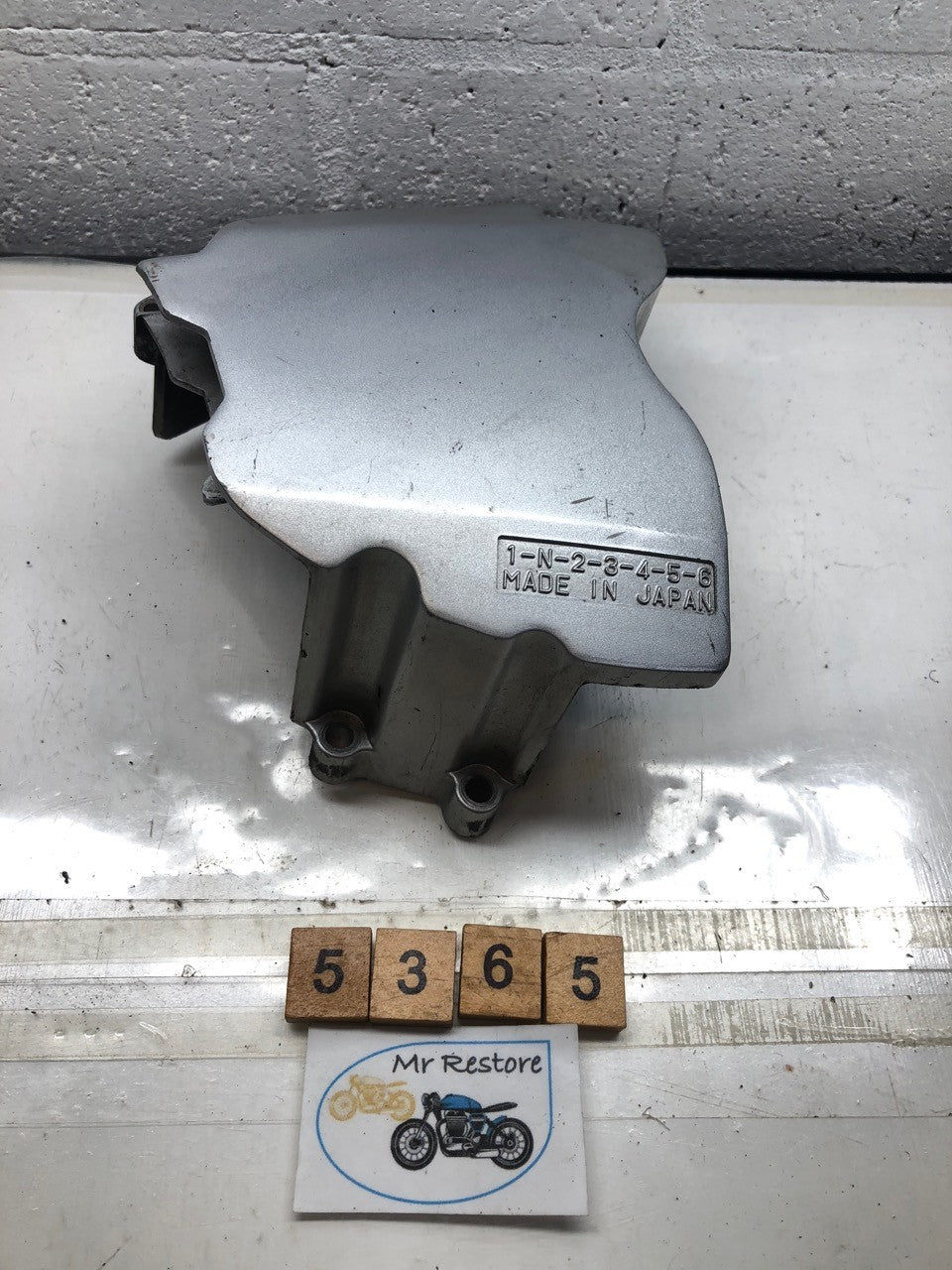 Yamaha YZF R1 98-01 Front Sprocket Chain Cover 4XV-15418-00