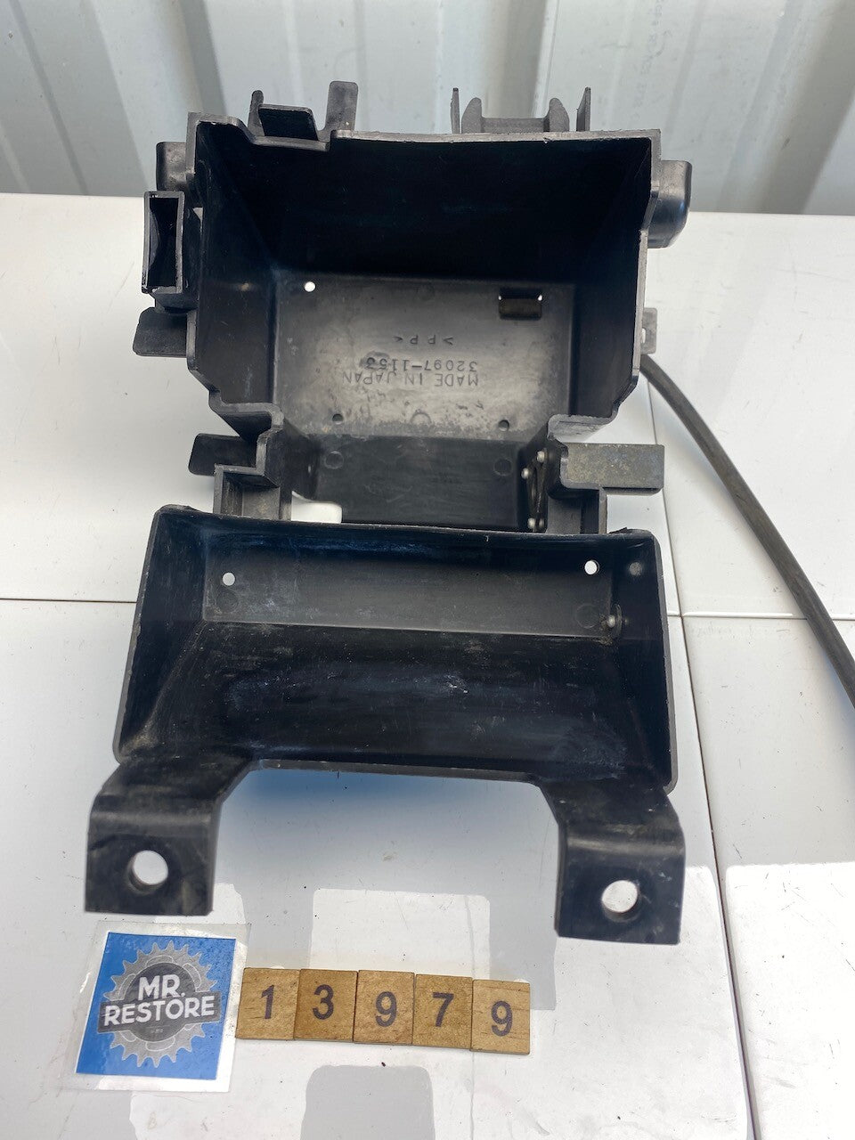Kawasaki ZX250 ZXR250 Battery Holder Box 32097-1153