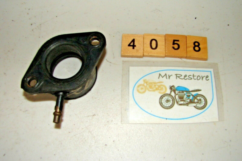 Kawasaki Z650 Inlet Manifold carb holder - 16065-046