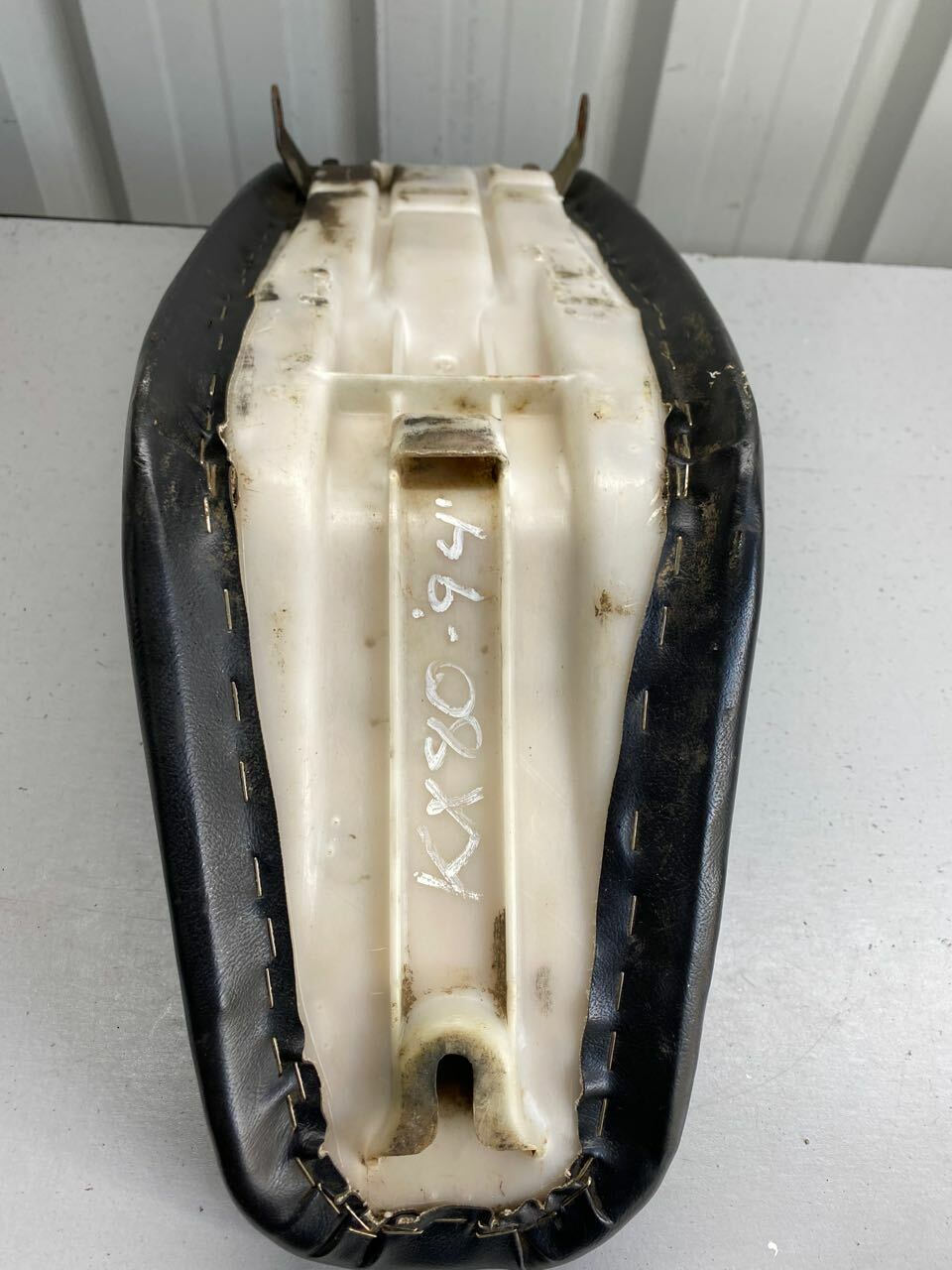 Kawasaki KX80 Seat 53001-1619
