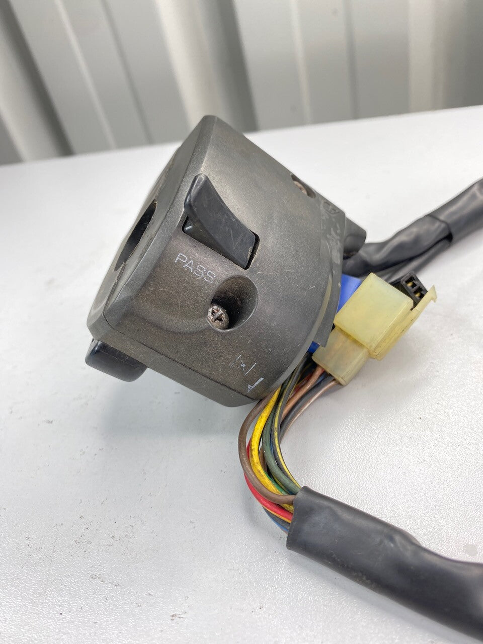 Yamaha YZF600 1996 L/H Handlebar Switch 