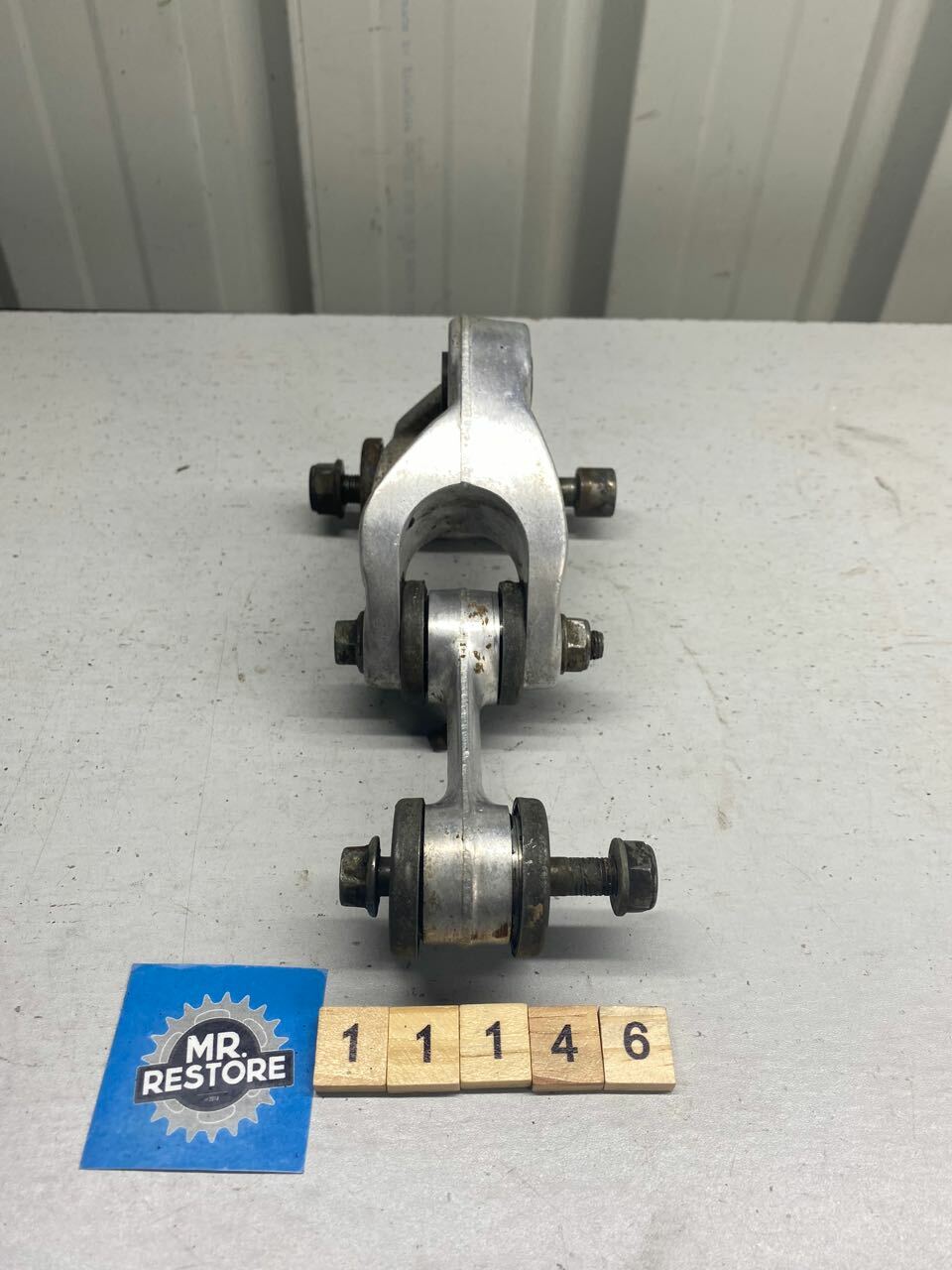 Honda XR250 Rear Suspension Arms 52460-KN5 & 52470-KN5