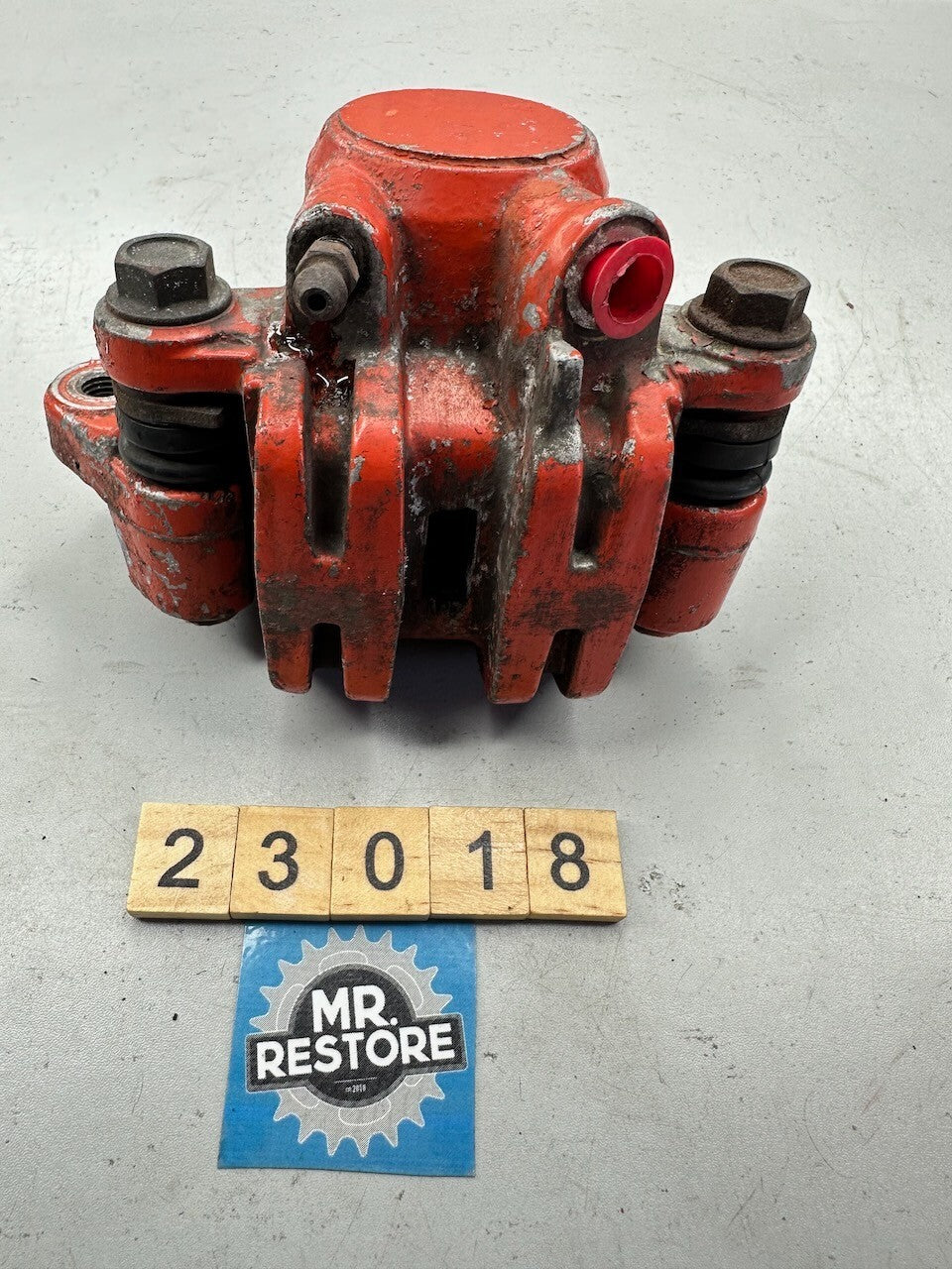 Suzuki GS650 GS550 Katana Front Right Brake Caliper & Bracket 59100-49010