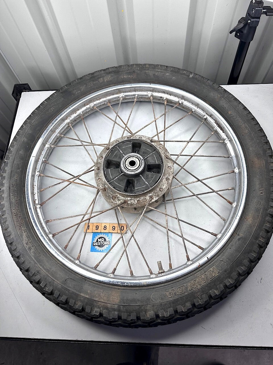 Yamaha V90 T 1982 Rear Wheel 17 x 1.40