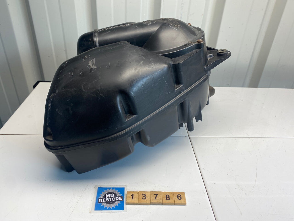 Yamaha XJ900S Diversion 4KM Air Cleaner Box 1995-2002 4KM-14401
