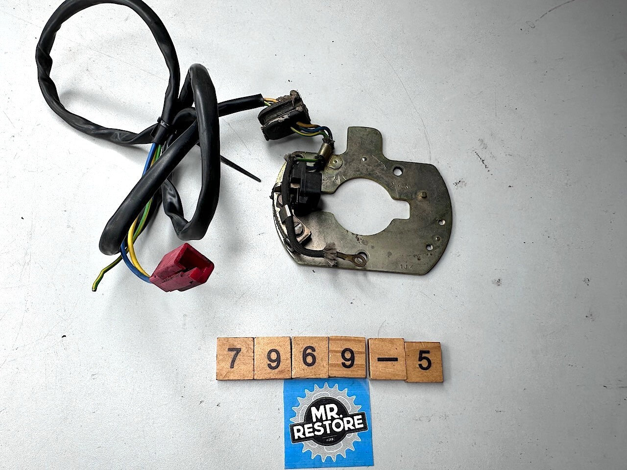 Suzuki GSXR750 GSXR1100 GS Katana etc. Ignition Pulse Pickup Coil 33110-17C00