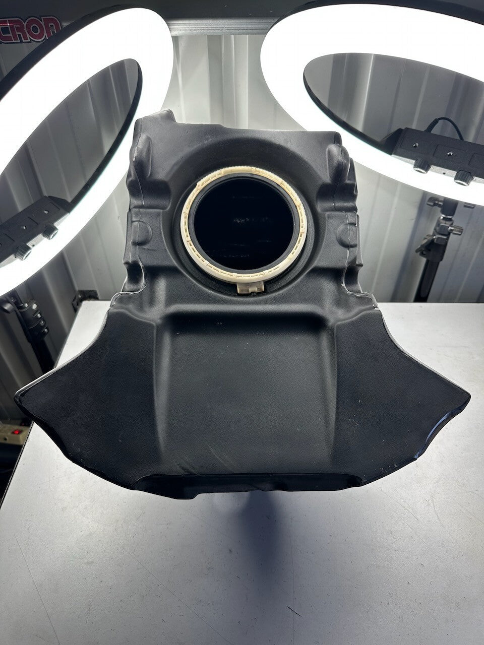 BMW K1300R K1200R Fuel Tank 16117653029
