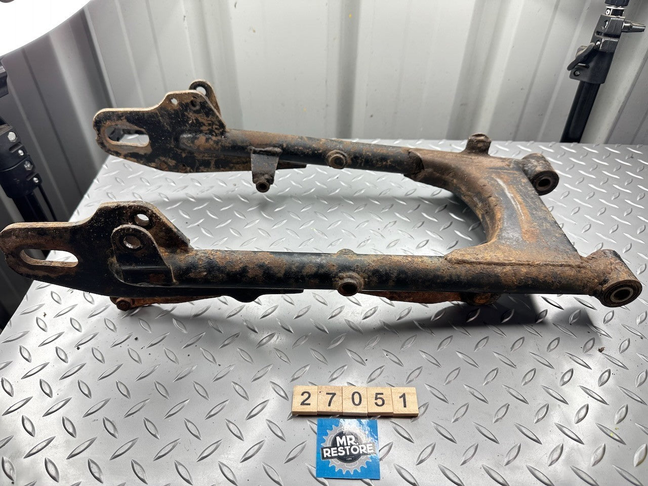 Yamaha AG100 1975 Swing Arm & Torque Bar
