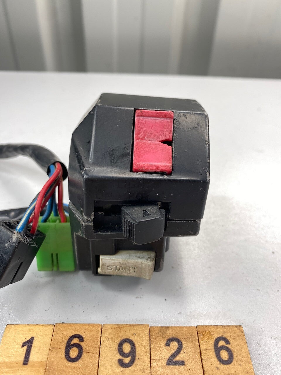 Yamaha XJ900 R/H Handlebar Switch 