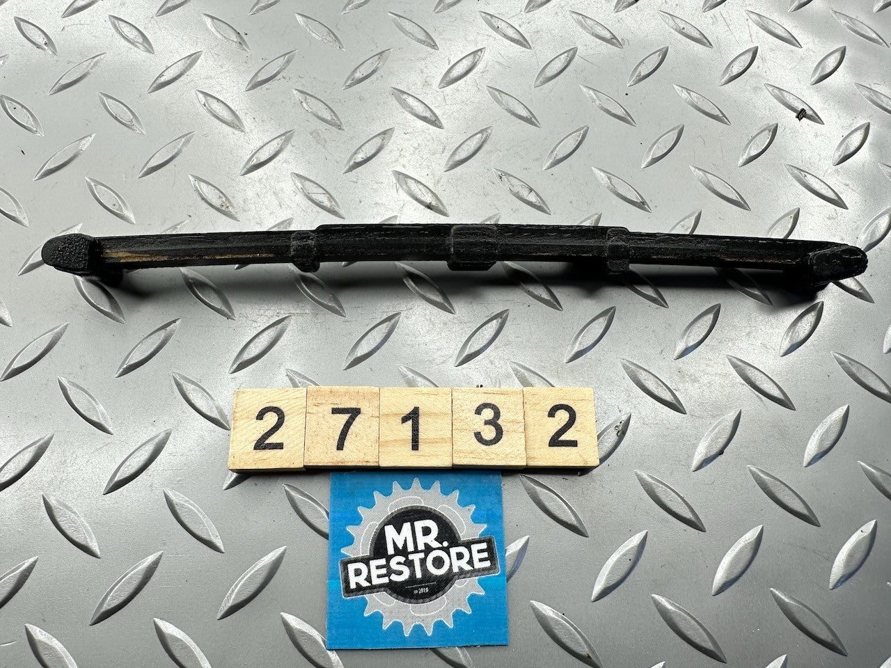 Kawasaki ZR250 Balius ZX250 ZXR250 Cam Chain Guide 12053-1258