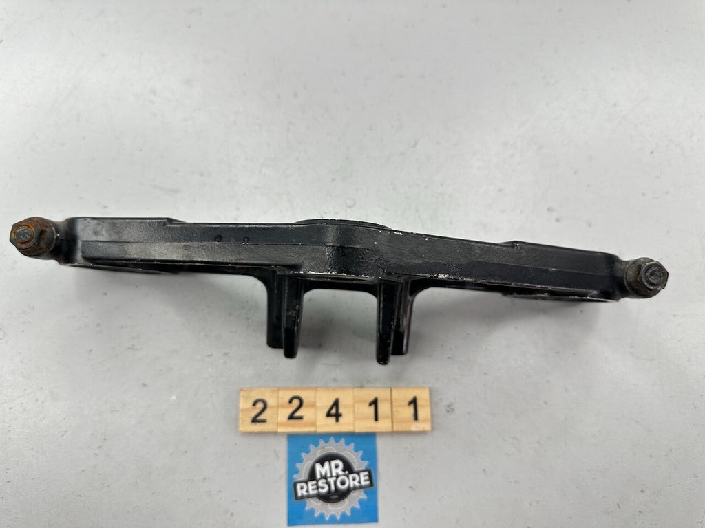 Kawasaki GPZ1000RX ZX1000 1986-88 Upper Triple Tree Fork Clamp 44039-1125