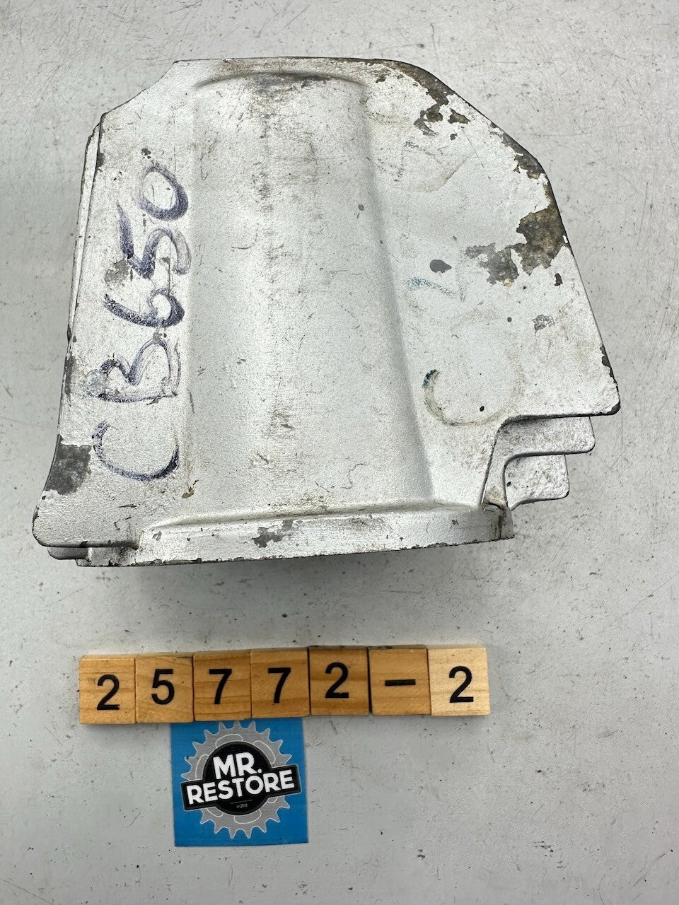 Honda CB650 '79-82' CB350 Oil Filter Case Cover 15411-426  15411-426-000