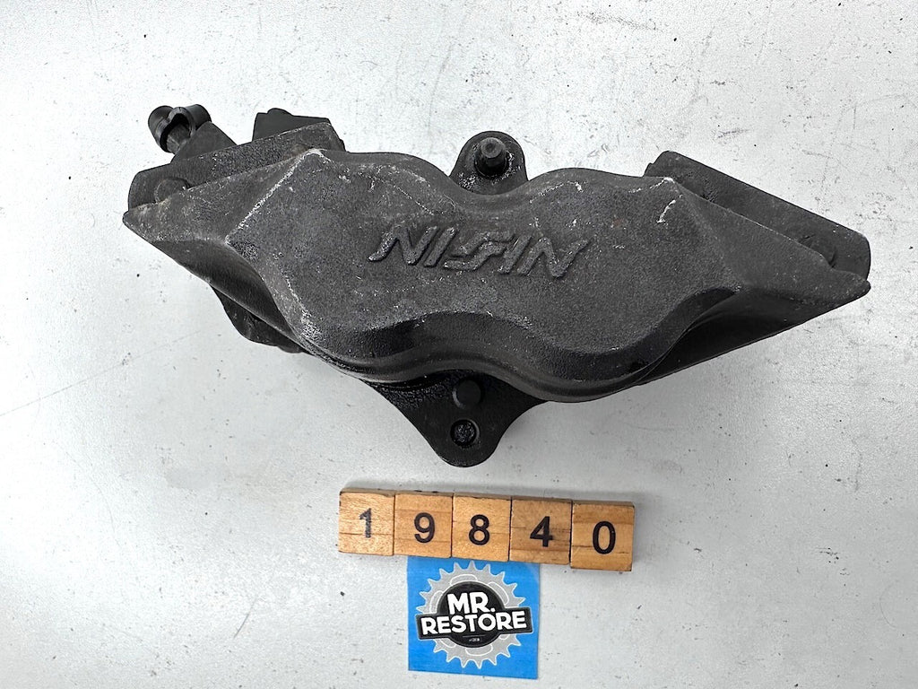 Honda CBR900RR Fireblade 1994-95 R/H Front Brake Calliper 45200-MW0-036