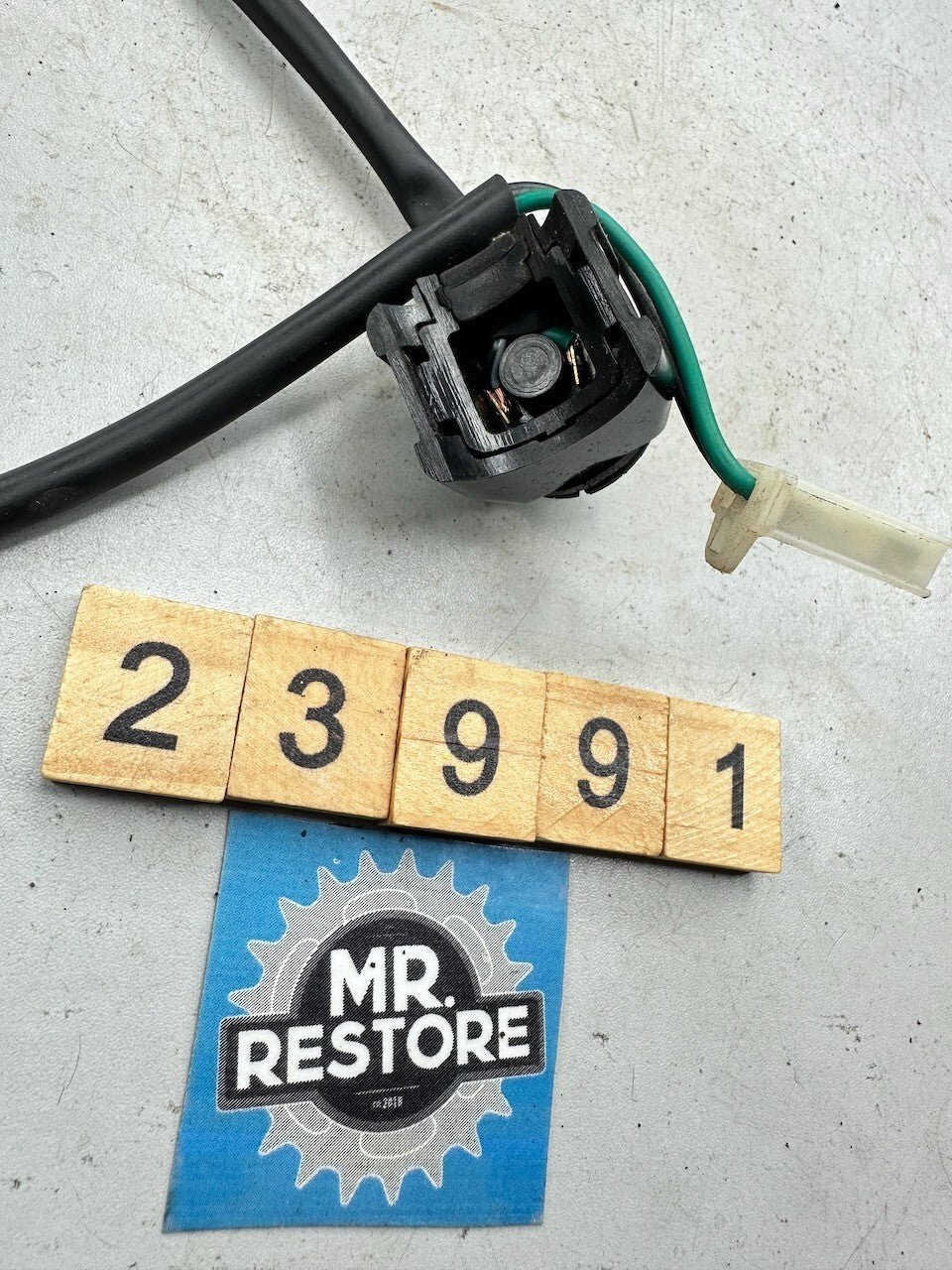 Thumpstar Hunge 10 110 - Engine Stop Kill Switch