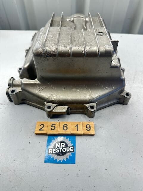 Honda VTR1000 Firestorm 1997-2000 Oil Pan Sump 11210-MBB-000