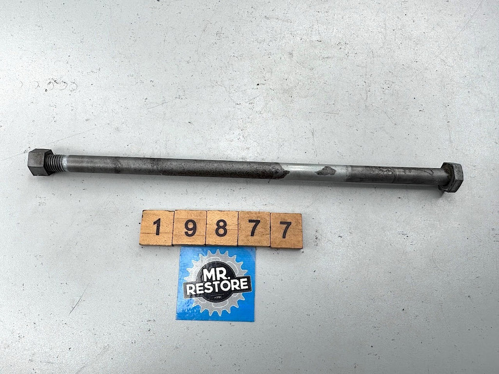 Yamaha V90 T 1982 Swingarm Pivot Axle Bolt & Nut