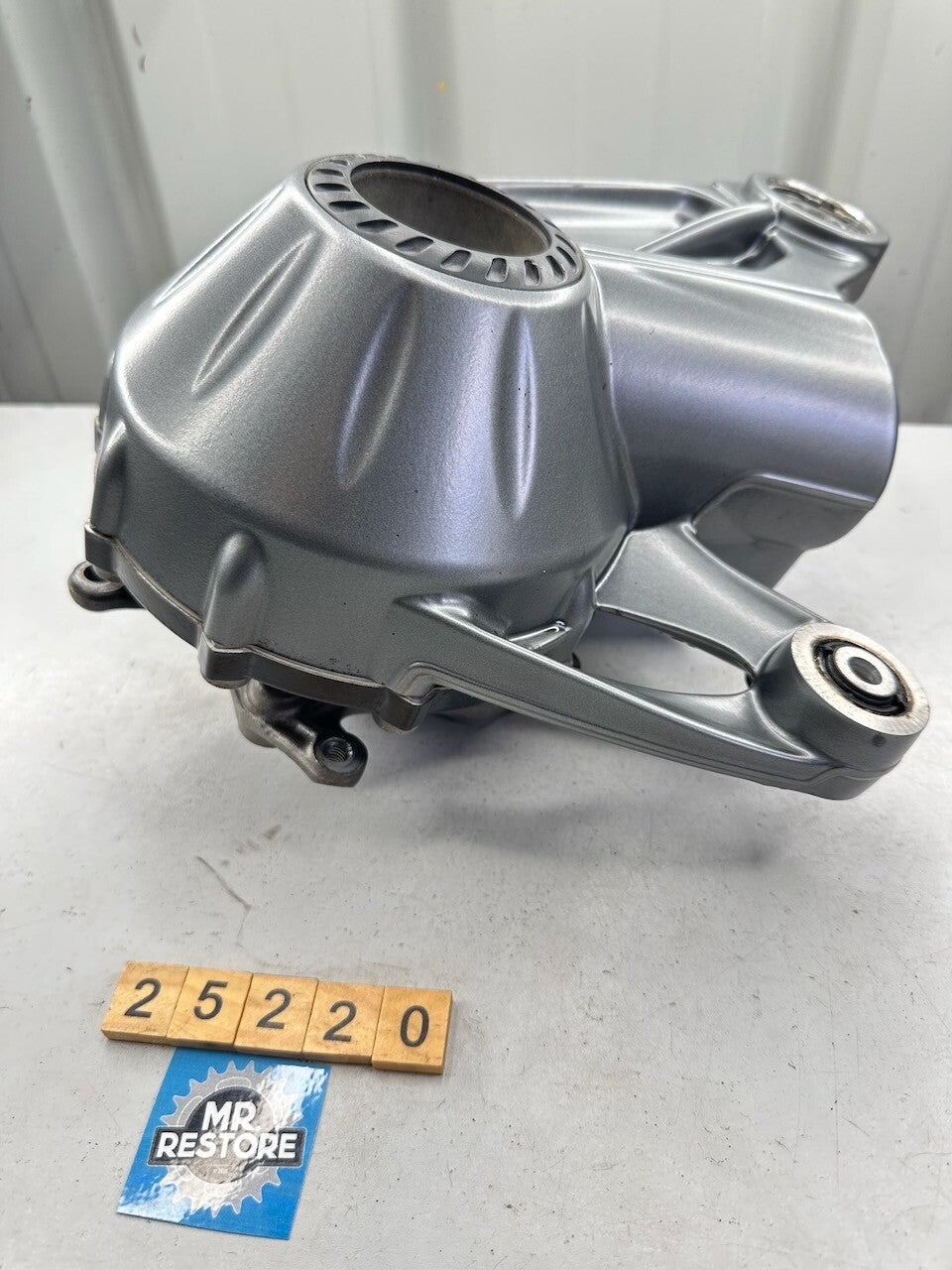 BMW K1300R K1200S Final Drive Gearbox 7714752  7710205