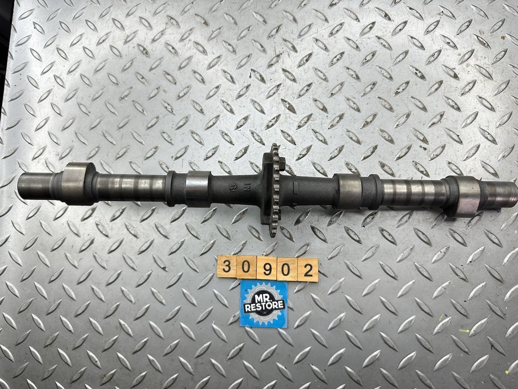 Suzuki GSX1100 84-86 GSX1150 85-86 GS1150 84-86 Inlet Intake Camshaft 1271100A00