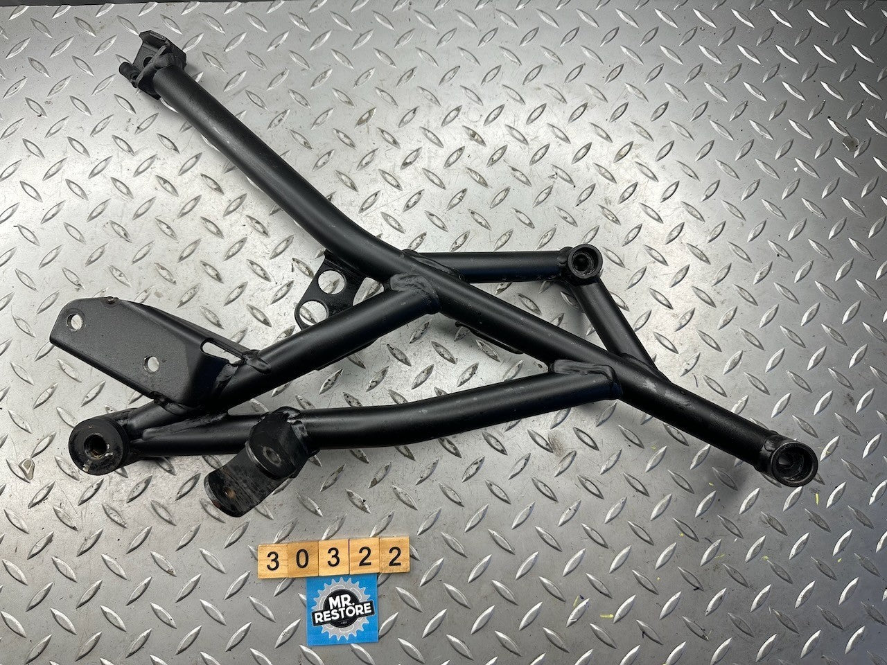 Kawasaki KLZ1000 Versys 1000 2019 Rear Right Foot Rest Step Stay Bracket Mount