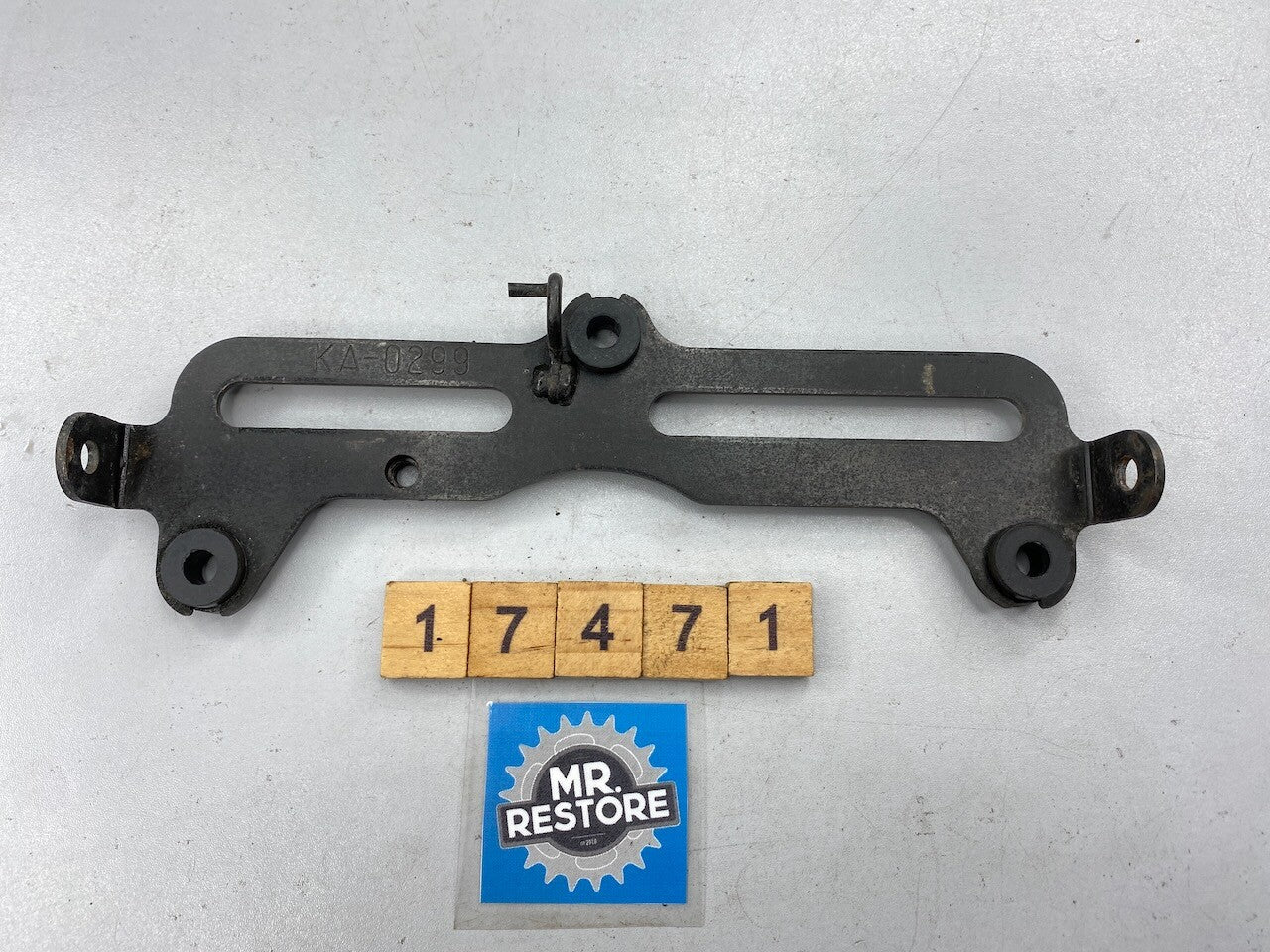 Kawasaki KLX250 Dashboard Meters Instruments Stay Bracket 25008-1194