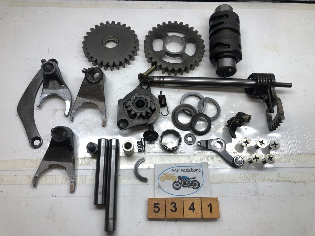 Suzuki DR250 DR350 S Gear Selector components