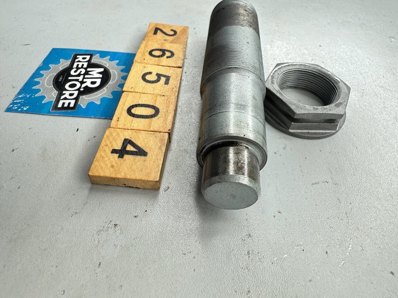 Honda CX500 '78-82' Swingarm Swing Arm Pivot Bolt 90121-415