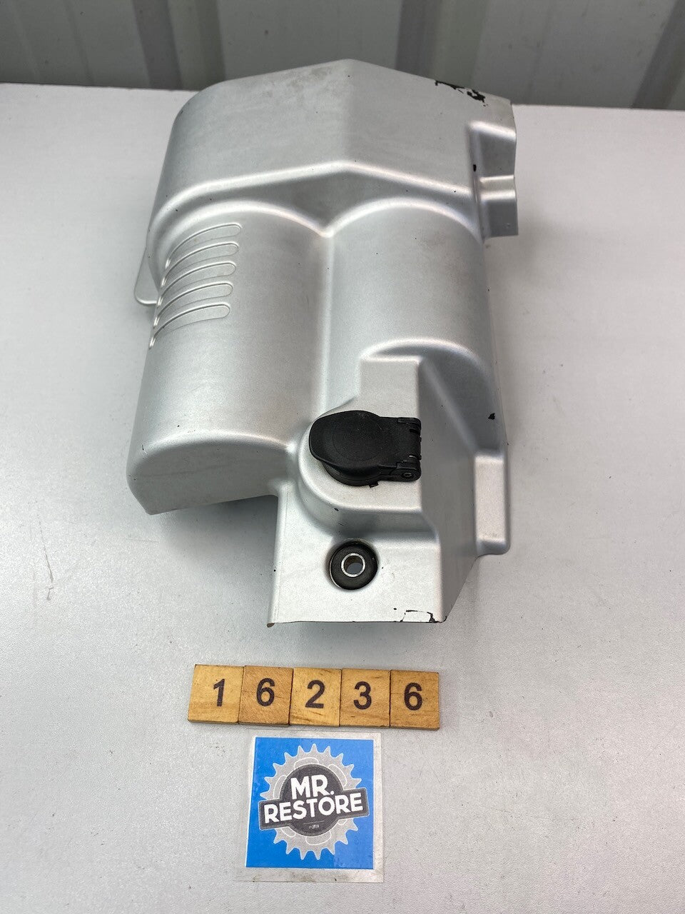 BMW R1100R R1100GS R1100RS R850R R850GS Starter Motor Cover 11 14 1 342 000
