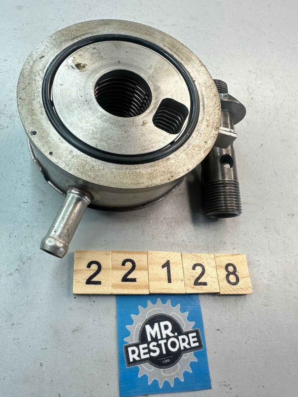 Yamaha YZF600R Thundercat 1996-98 Oil Cooler & Bolt 4TV-13470  90401-20165