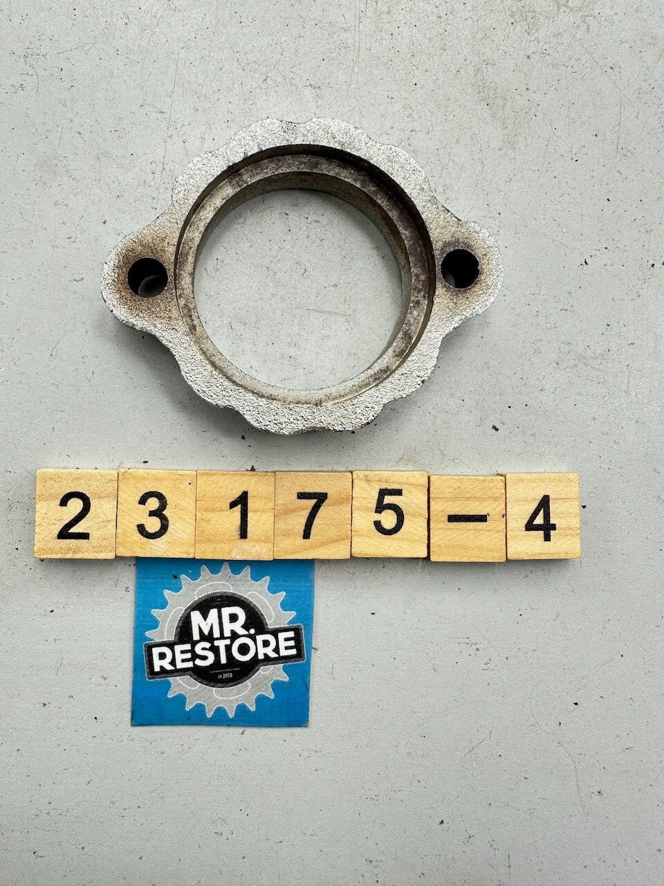 Yamaha XS400 XS360 XS250 OEM Exhaust Ring Nut Flange 1L9-14612