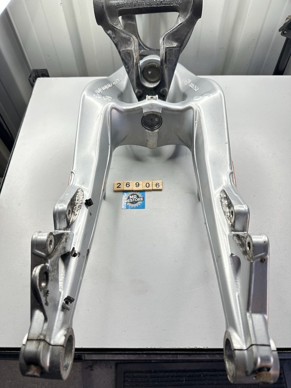 BMW K1200S '03-08' Front Suspension Wheel Carrier & Trailing Arms 7685253