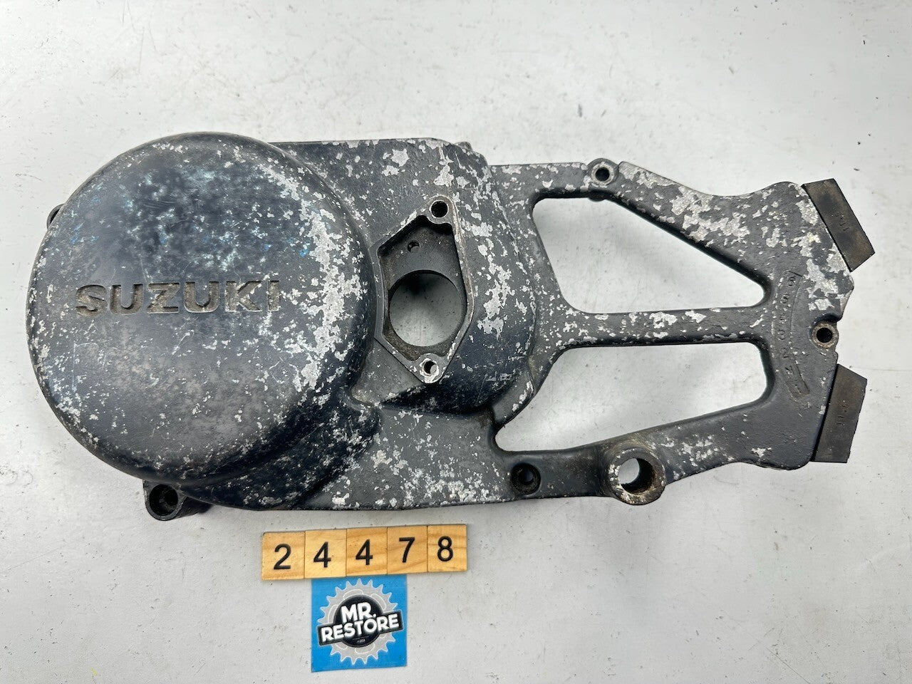 Suzuki RG250 '86-87' Mk3 Magneto Stator Sprocket Cover 11350-40810  1SZZ-687