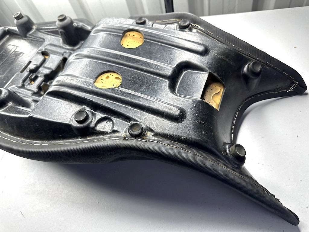 BMW F800S Bench Seat 7678600 in VGC