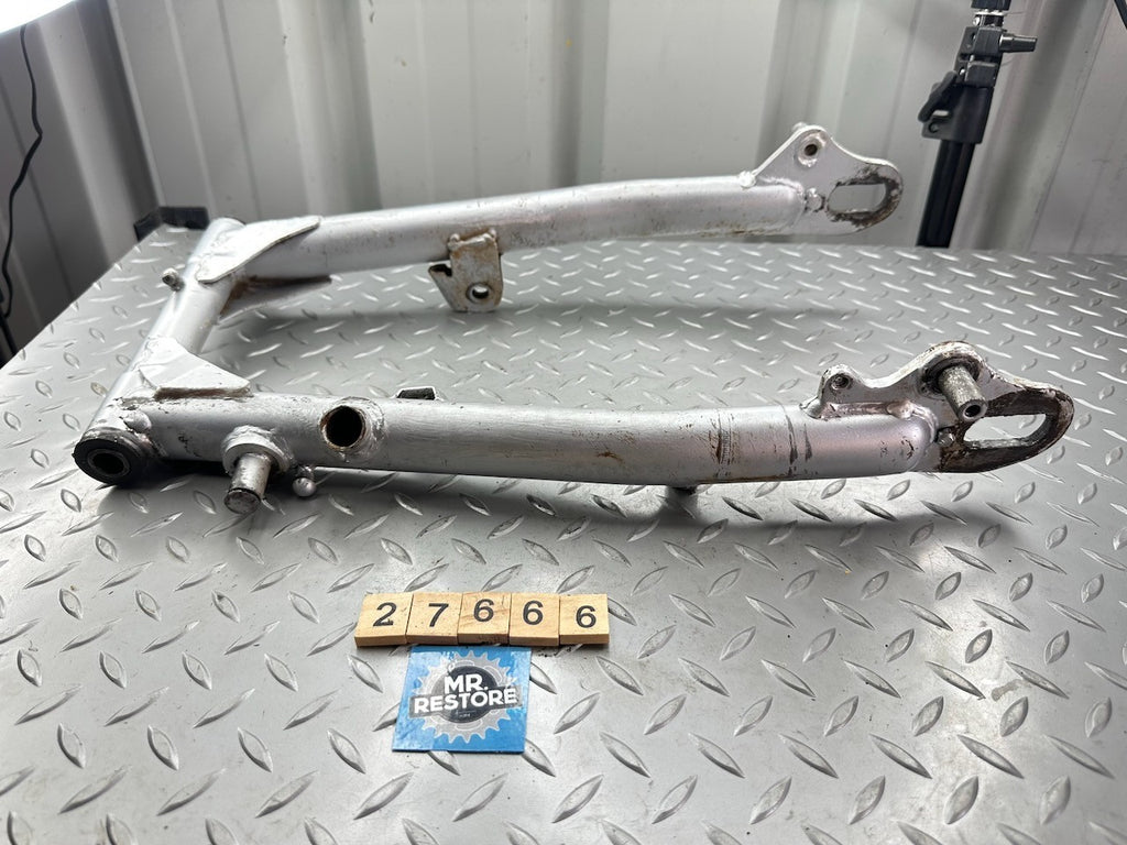 Yamaha TY250 1974 & 1977 Swingarm 493-22110-02-35