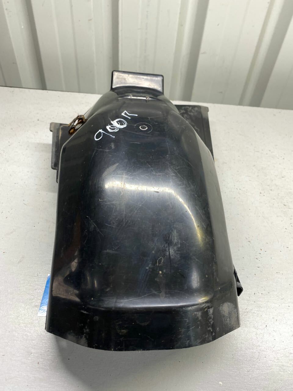 Kawasaki GPZ900R ZX900 GPZ750R Rear Fender Under Guard