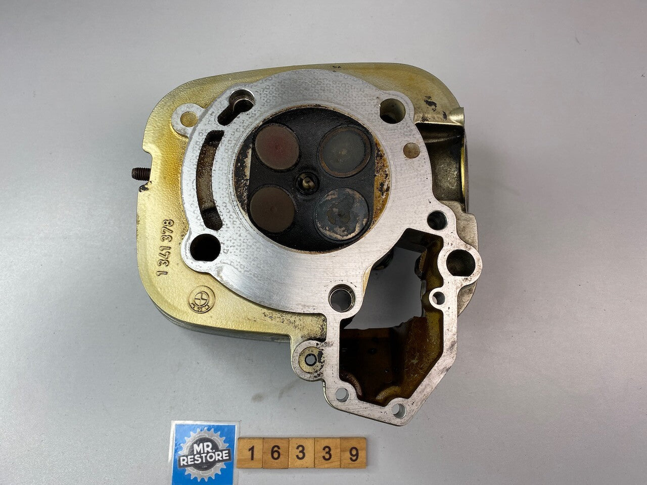 BMW R850R 1996 259R R/H Cylinder Head 