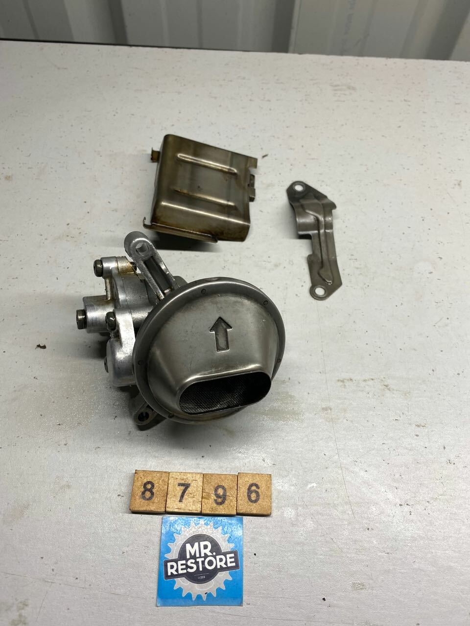 Yamaha XJ900S Diversion Oil Pump 4KM-13300