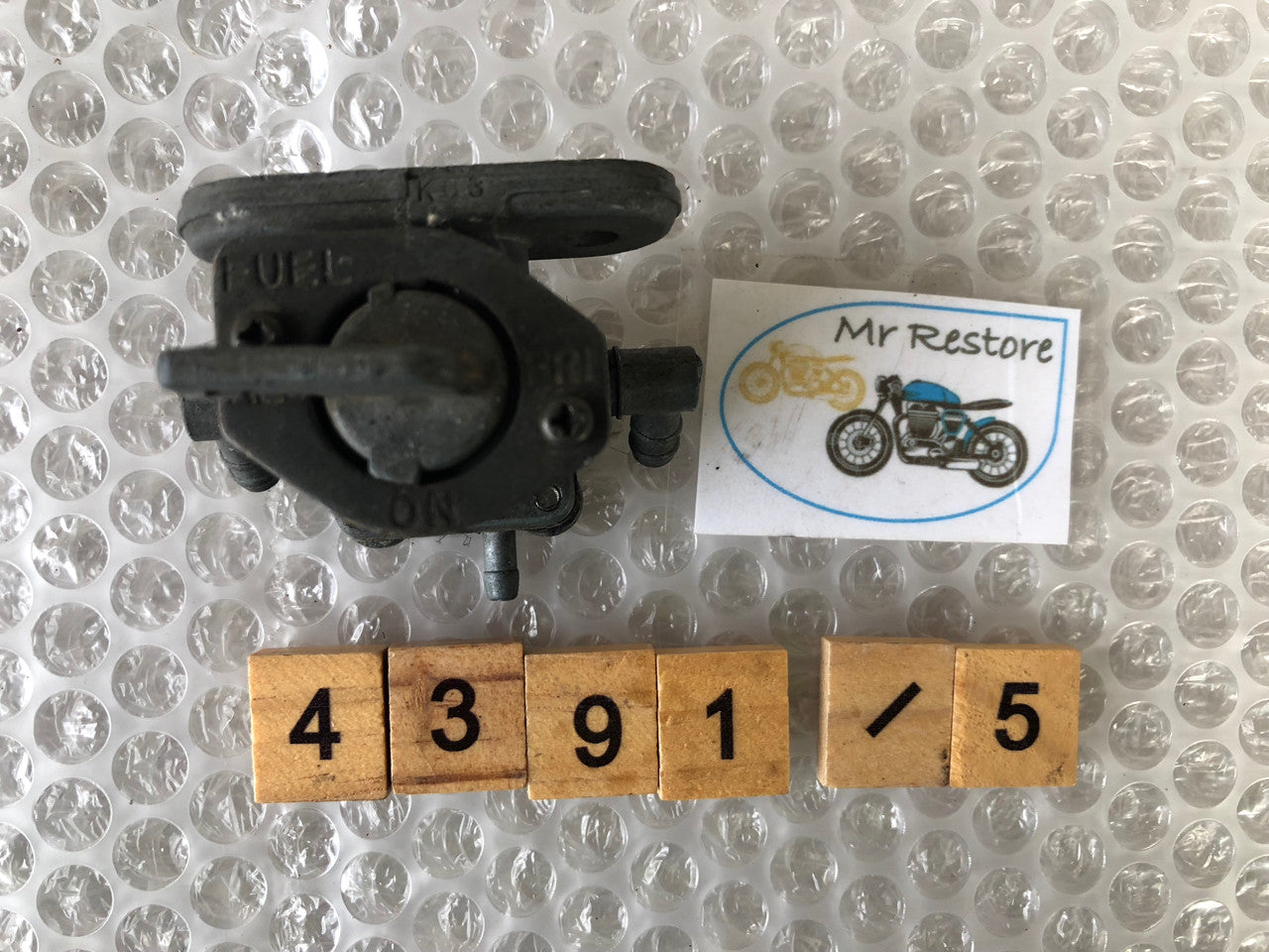 Kawasaki GPZ600R Fuel tap