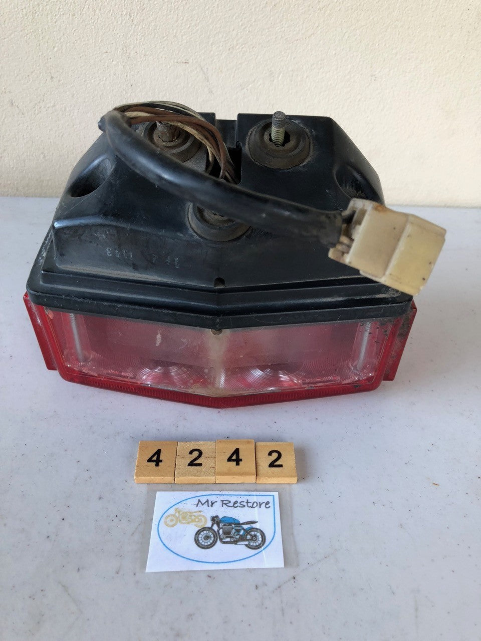 Suzuki GSX250 GSX400 Rear light assy and loom. Original Lens