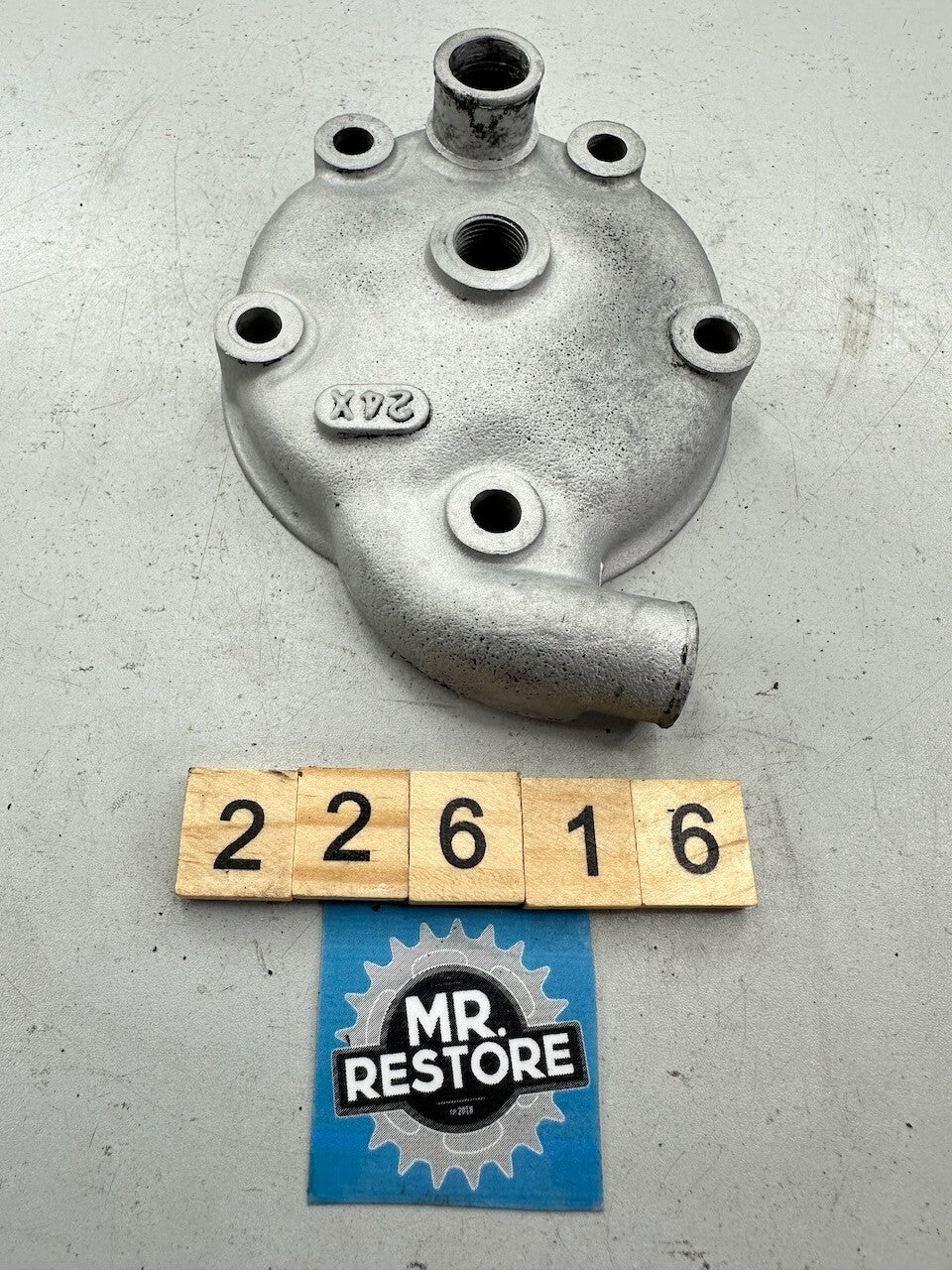 Yamaha YZ125K YZ125L 1983-84 OEM Cylinder Head (24X) 24X-11111-00