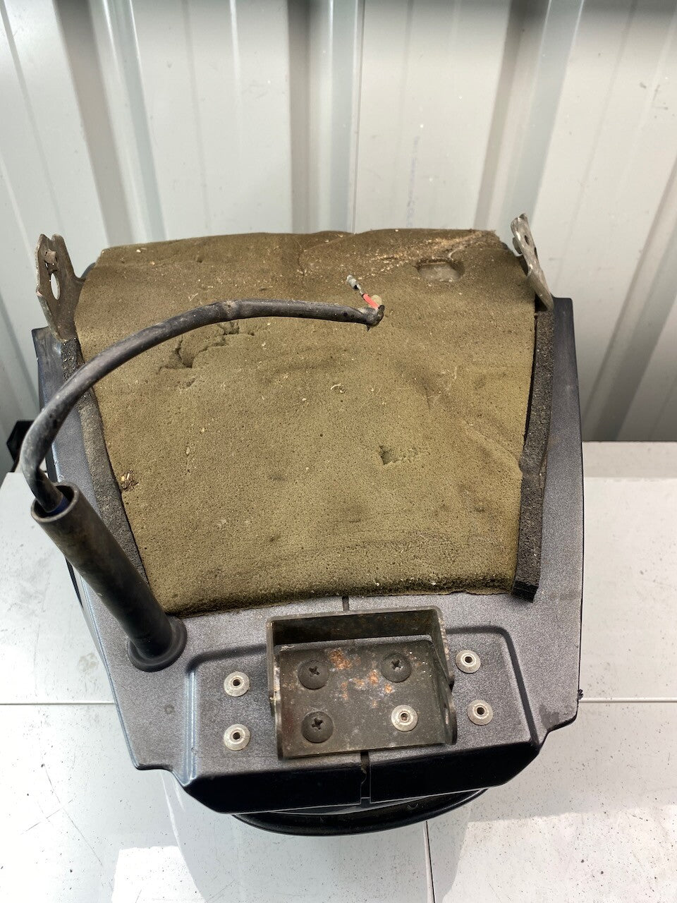 Suzuki GSX250F Across Luggage Trunk