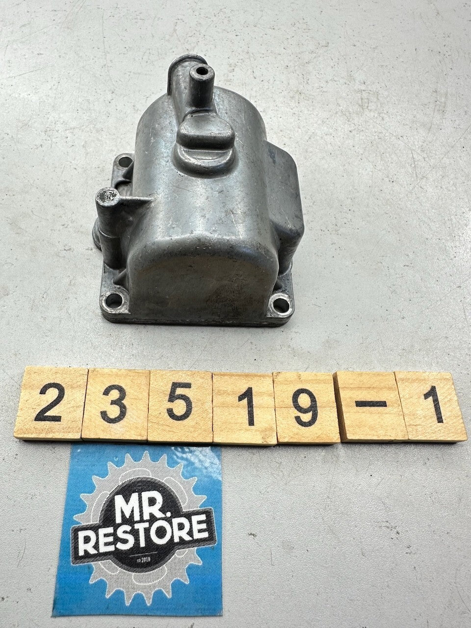 Kawasaki GPZ750 ZX750 Float Chamber Bowl