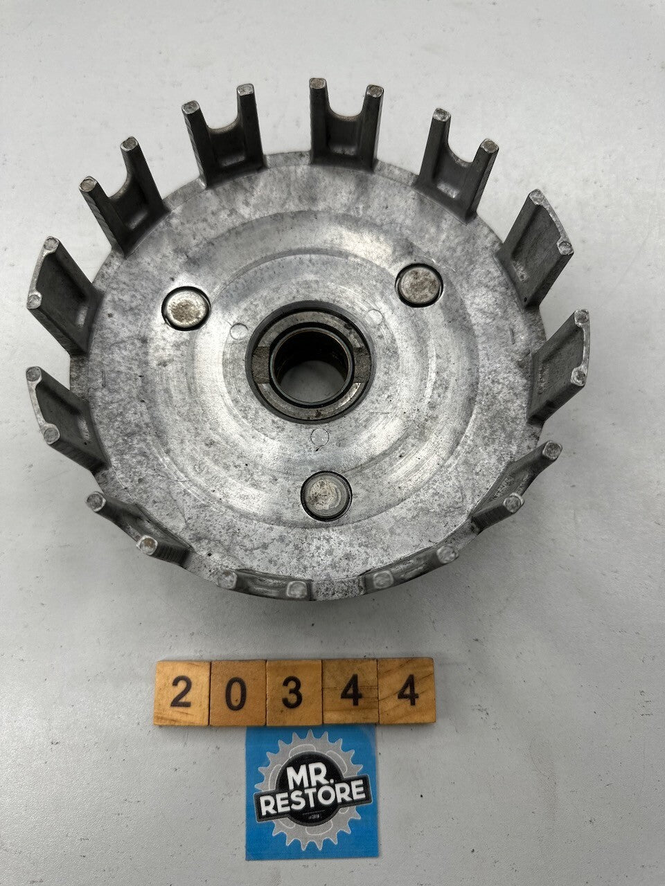 Suzuki DR350 DR250 Clutch Basket 21200-14D11  21200-15D21