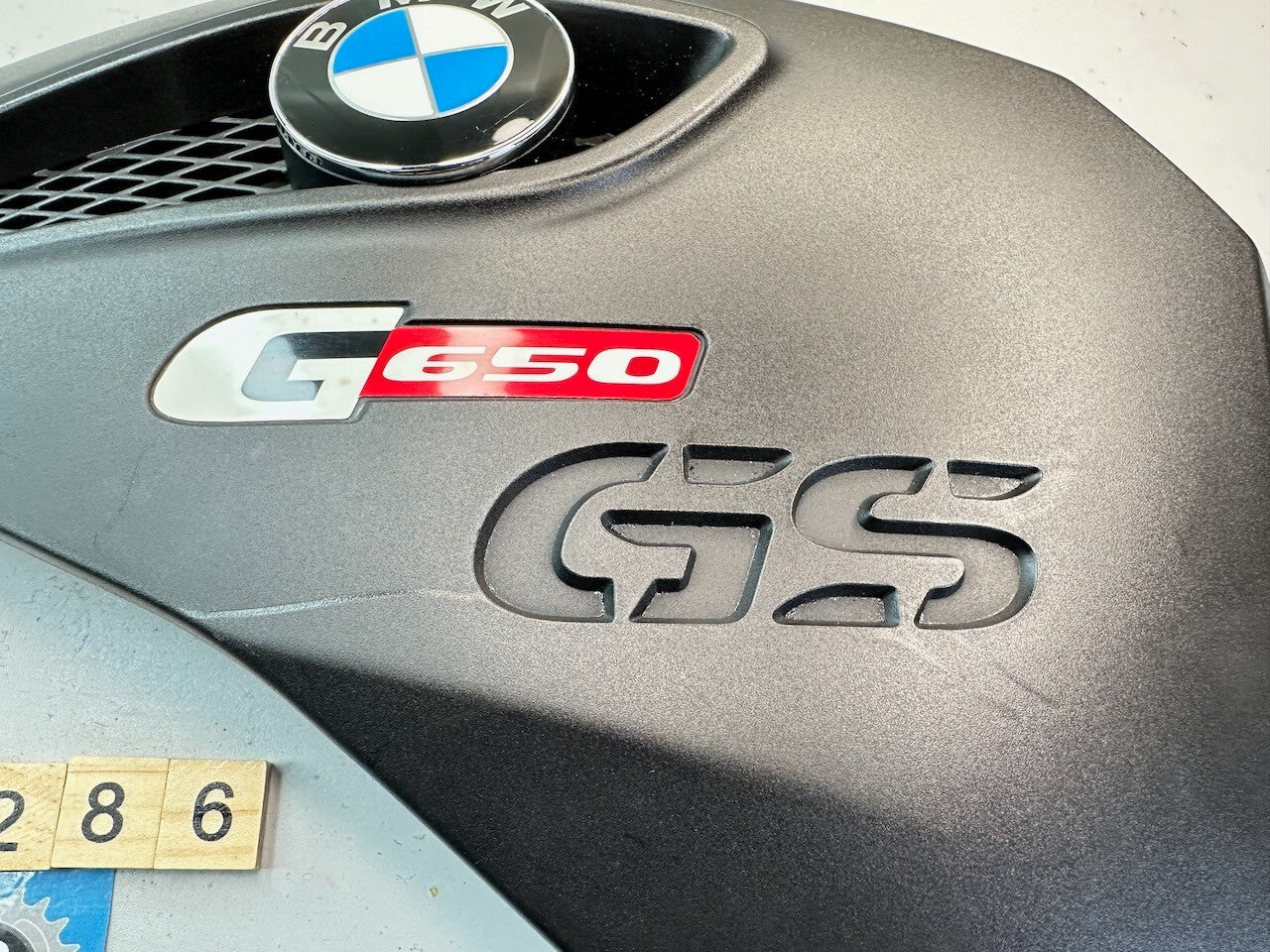 BMW G650GS 2010-15 Right Lateral Trim Plaque Holder Tank Cover